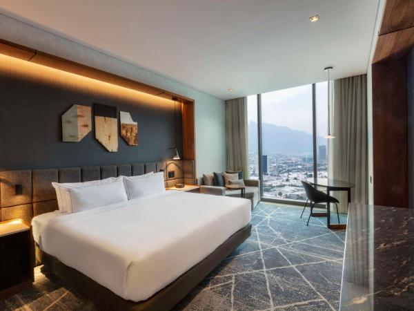 Hilton Monterrey Valle : photo 3 de la chambre chambre king - Étage exécutif