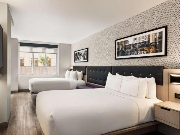 DoubleTree by Hilton New York Midtown Fifth Ave : photo 6 de la chambre chambre deluxe avec 2 lits queen-size