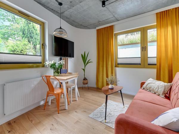 T8- Willa Tetmajera Gdynia : photo 2 de la chambre semi-basement quadruple room