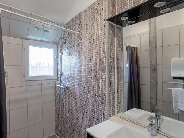 Chambres d'hôte - Clos d'Allonne : photo 4 de la chambre chambre double - rez-de-chaussée