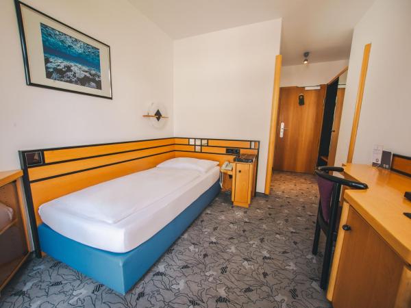 Villa Waldperlach by Blattl : photo 8 de la chambre chambre simple