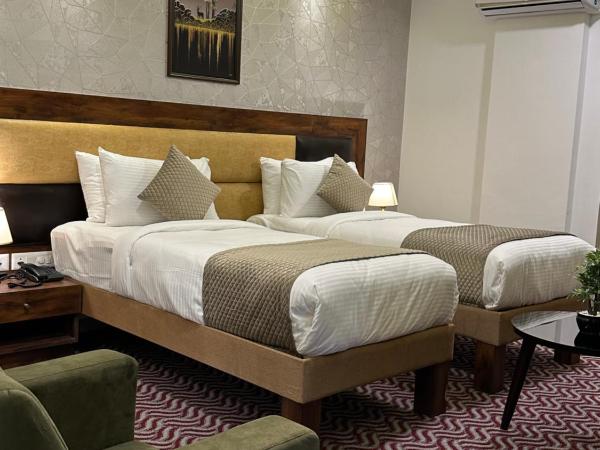 ROYAL ACE LUXUR : photo 5 de la chambre chambre deluxe double ou lits jumeaux