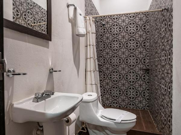 Hotel Santiago : photo 6 de la chambre chambre double avec 2 lits doubles