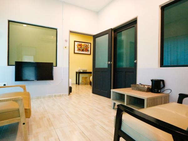 Travelland Hotel : photo 8 de la chambre suite familiale