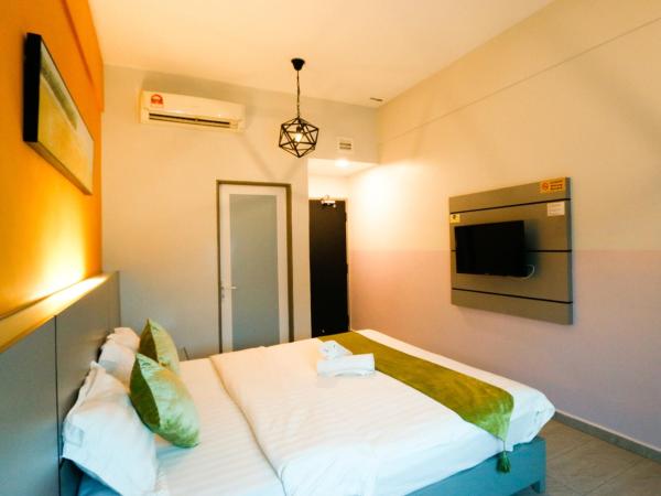 Travelland Hotel : photo 2 de la chambre chambre lit king-size deluxe