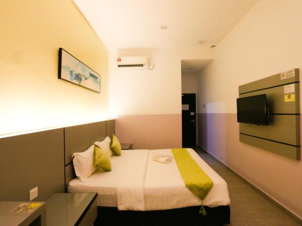 Travelland Hotel : photo 3 de la chambre chambre lit king-size deluxe sans fenêtre