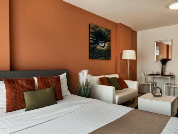 First Choice Suites by the Sea SHA Plus Extra : photo 2 de la chambre suite studio