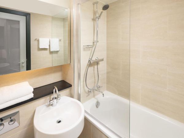 Four Points by Sheraton Edinburgh : photo 10 de la chambre chambre familiale