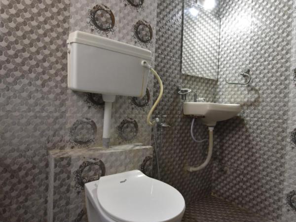 HOTEL GOLD LEAF : photo 9 de la chambre chambre deluxe double ou lits jumeaux