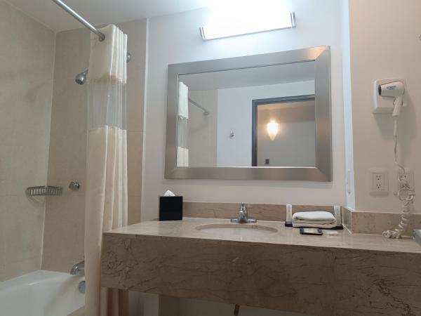 La Quinta by Wyndham Puebla Palmas Angelopolis : photo 5 de la chambre suite familiale de luxe - non-fumeurs