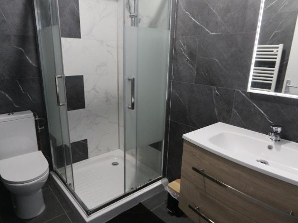 Appart hotel Cholet Carteron : photo 4 de la chambre appartement 1 chambre