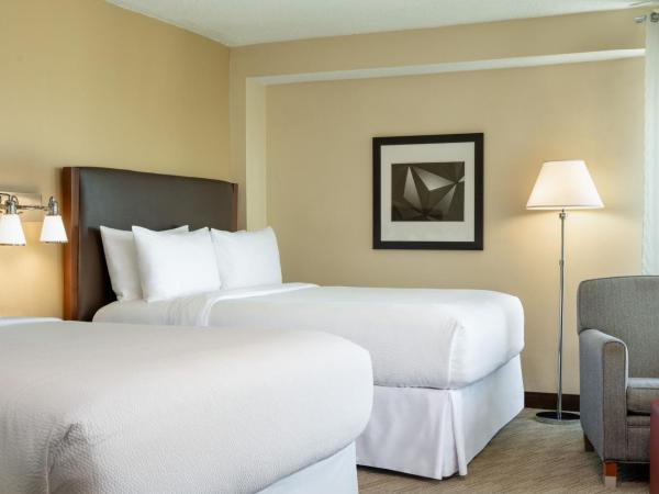 Four Points by Sheraton Orlando International Drive : photo 2 de la chambre chambre 2 lits queen-size - Étage supérieur