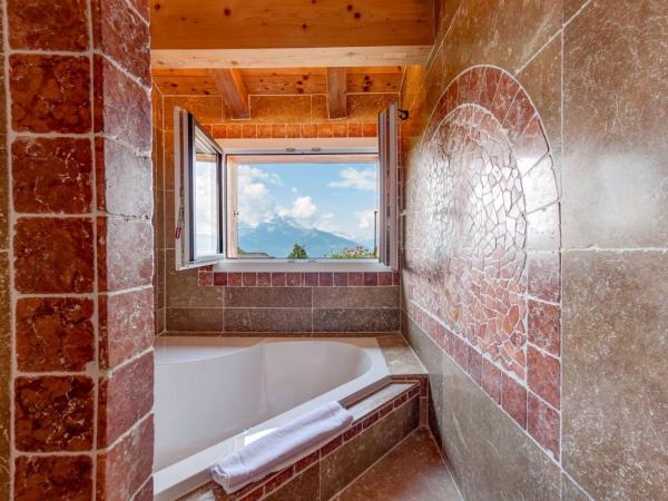 Alpe Fleurie Hôtel & Restaurant : photo 4 de la chambre suite junior avec balcon