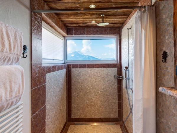 Alpe Fleurie Hôtel & Restaurant : photo 3 de la chambre chambre double ou lits jumeaux avec balcon