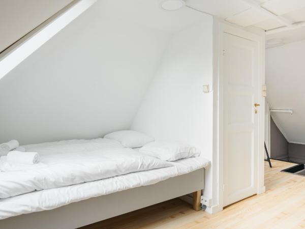 S54 - Private Rooms in the City Center : photo 5 de la chambre chambre familiale