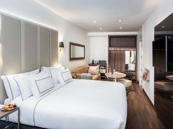 Melia Madrid Serrano : photo 3 de la chambre chambre familiale