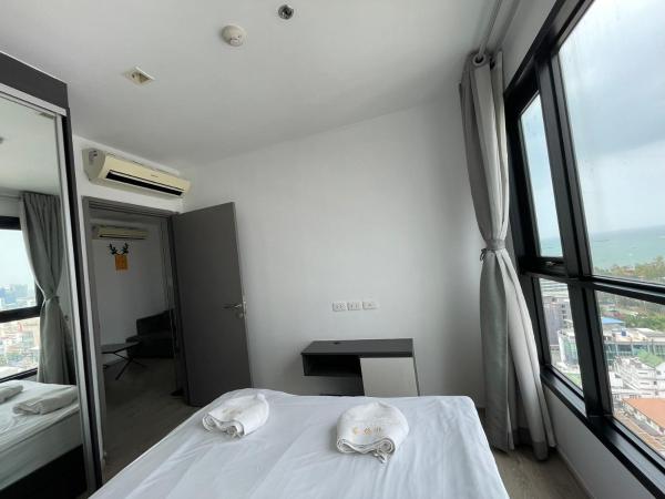 The Base Central Pattaya by Adam : photo 10 de la chambre studio avec balcon 