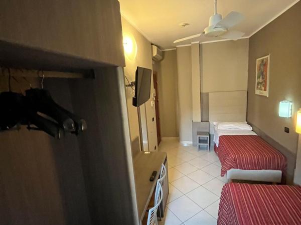 Hotel Parma : photo 1 de la chambre chambre lits jumeaux