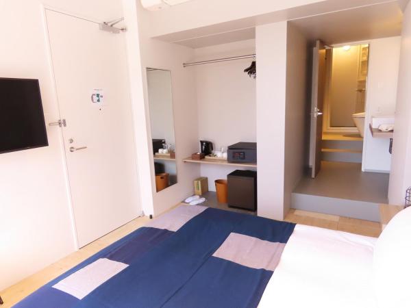 Osaka Hokko Marina HULL : photo 8 de la chambre chambre double - vue sur jardin