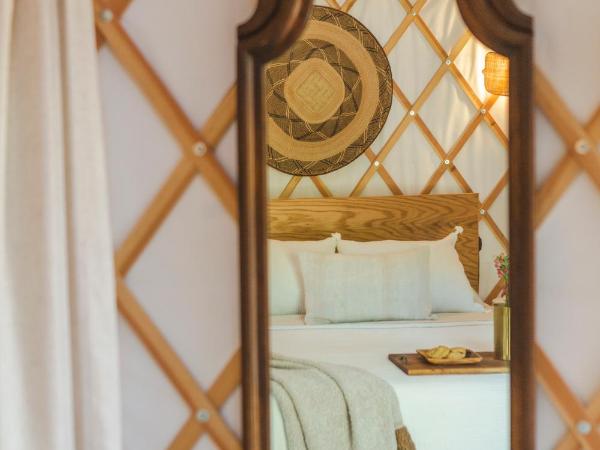 Camposanto Glamping - The Macaw Yurt : photo 5 de la chambre tente