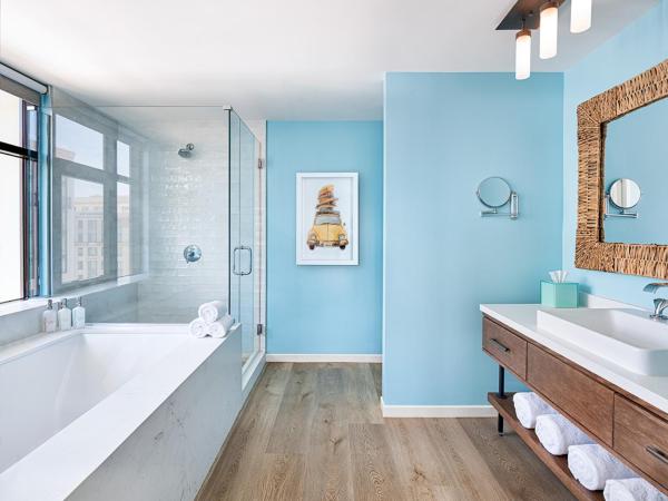 Margaritaville Hotel San Diego Gaslamp Quarter : photo 3 de la chambre suite deluxe avec lit king-size