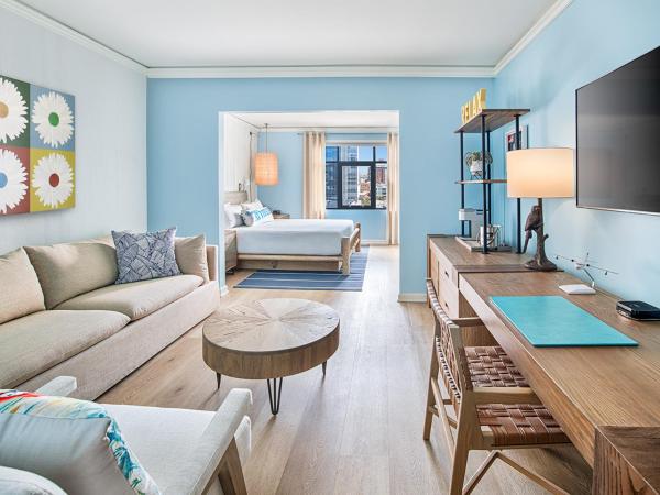 Margaritaville Hotel San Diego Gaslamp Quarter : photo 5 de la chambre studio lit king-size avec canapé-lit