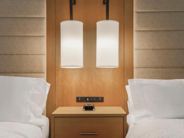 Hampton Inn & Suites Austin-Downtown/Convention Center : photo 5 de la chambre chambre double - non-fumeurs