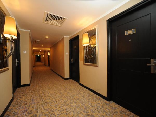 Emperor Hotel : photo 4 de la chambre chambre quadruple confort