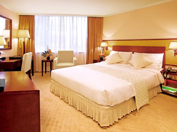 Emperor Hotel : photo 3 de la chambre suite lit queen-size deluxe