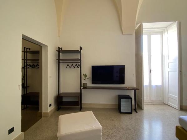 Roiss Haus Suites : photo 5 de la chambre chambre lit king-size avec balcon