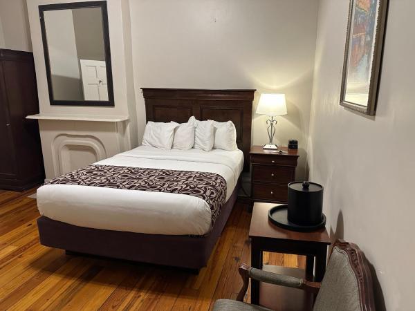 Inn on St. Ann, a French Quarter Guest Houses Property : photo 4 de la chambre chambre complète de luxe
