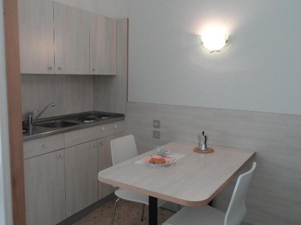 Residence Giusti 6 : photo 6 de la chambre grand studio (2 adultes)