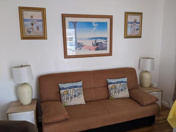 Breakaway Inn Guest House : photo 4 de la chambre appartement avec terrasse