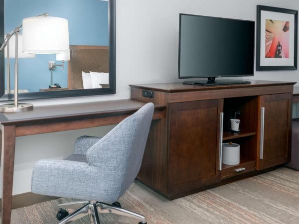 Hampton Inn Charlotte Uptown : photo 3 de la chambre chambre lit king-size - non-fumeurs