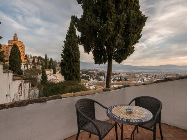 Carmen de la Alcubilla del Caracol : photo 4 de la chambre chambre double avec terrasse ou balcon