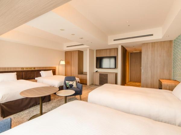 Hotel Emion Sapporo : photo 1 de la chambre quadruple room-club floor - non-smoking