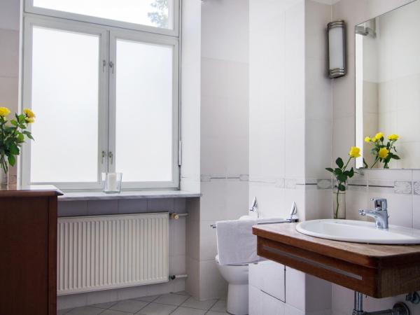 Hotel Łazienkowski : photo 4 de la chambre appartement (2 adultes)