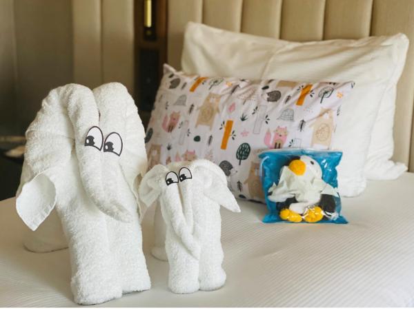 Hilton Frankfurt City Centre : photo 4 de la chambre connecting executive family room