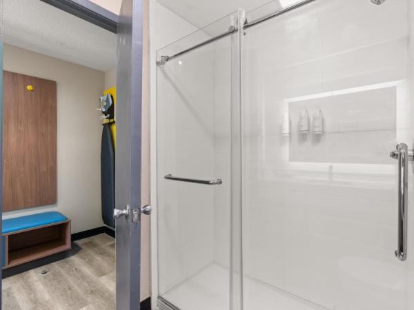 Days-Inn by Wyndham Albuquerque I-25 : photo 10 de la chambre chambre 2 lits queen-size - non-fumeurs