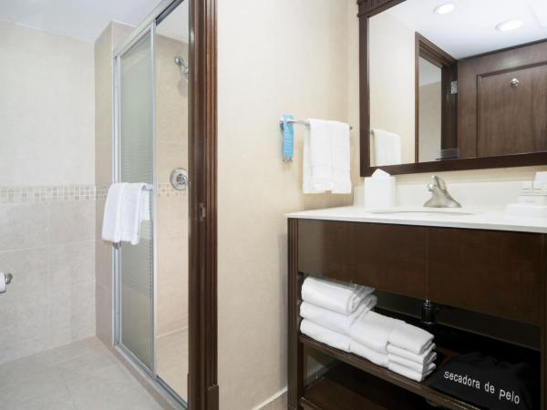 Hampton Inn & Suites Mexico City - Centro Historico : photo 3 de la chambre chambre 2 lits queen-size - non-fumeurs