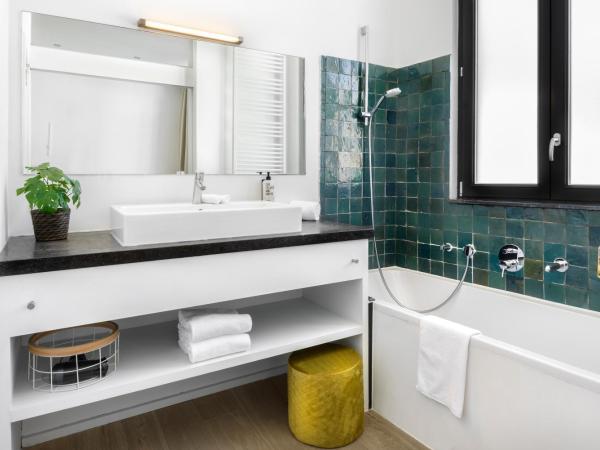 The 1880 Residence by Domani Hotels : photo 8 de la chambre chambre double deluxe avec baignoire