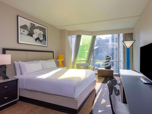 theWit Chicago, a Hilton Hotel : photo 1 de la chambre chambre lit king-size classique