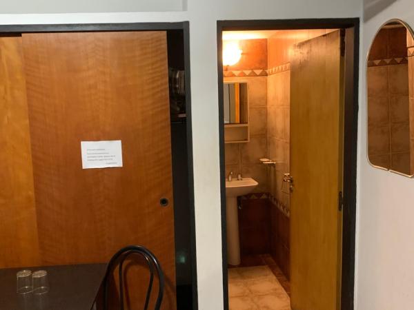 Derby Home Hotel : photo 3 de la chambre chambre triple basique