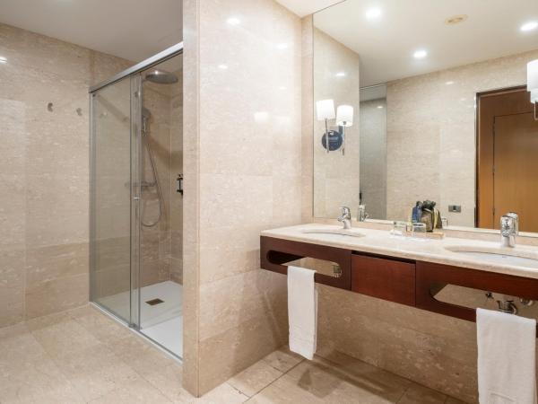 Eurostars Grand Marina Hotel GL : photo 3 de la chambre chambre double ou lits jumeaux supérieure