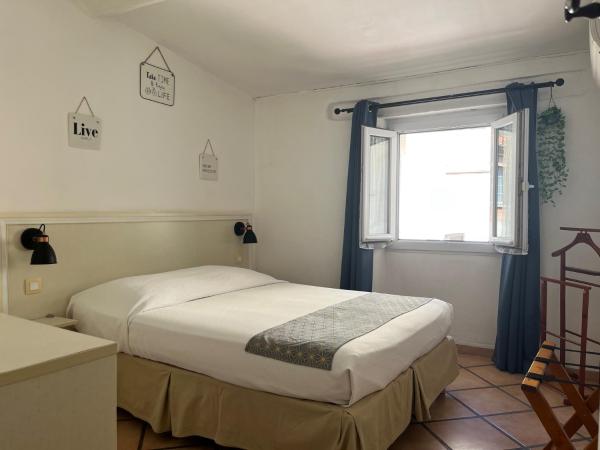 Hotel Le Flore : photo 2 de la chambre chambre double Économique