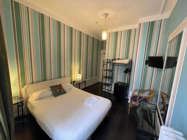 Authentic by Balladins, Hôtel Le Carré d'Aix : photo 2 de la chambre chambre double avec balcon