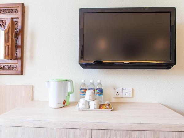 Lavender Inn Permas Jaya : photo 5 de la chambre chambre simple