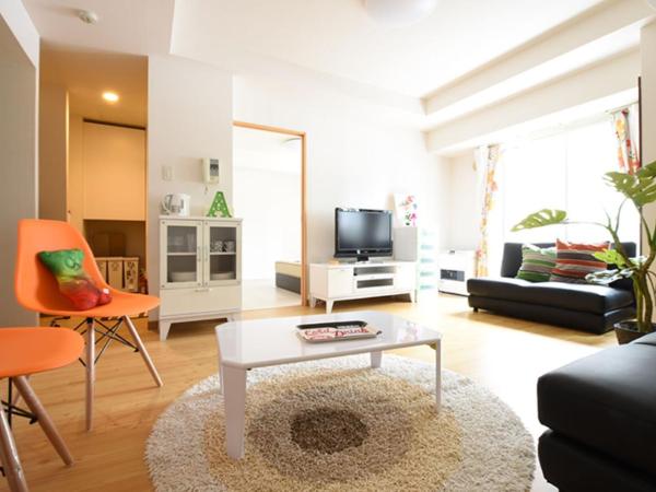 AMS TOWER : photo 1 de la chambre chambre familiale - vue sur jardin