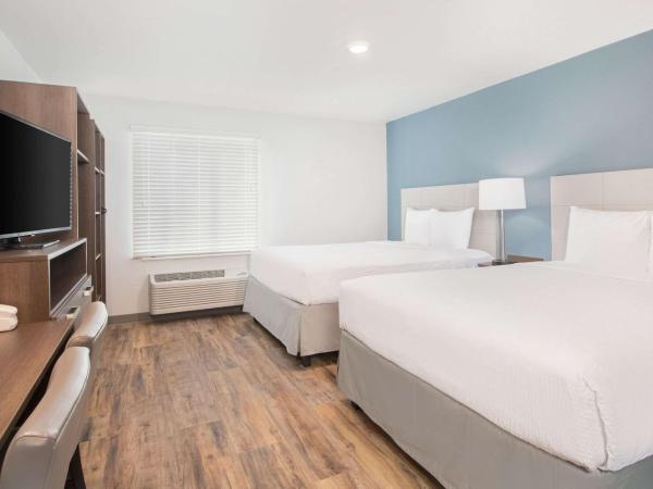 WoodSpring Suites Savannah Pooler : photo 4 de la chambre chambre quadruple avec 2 lits queen-size et baignoire - accessible aux personnes à mobilité réduite - non-fumeurs