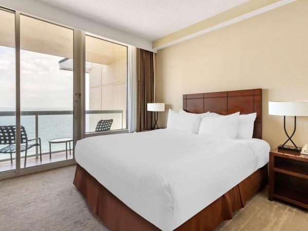 Hilton Vacation Club Ocean Beach Club Virginia Beach : photo 1 de la chambre studio lit king-size - face à l'océan